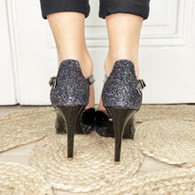 Chaussure talon haut, chaussure noire, chaussure talon aiguille